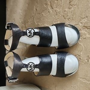 Michael Michael Kors Collections Women's Black Silver MK Logo Sandals Sz10M